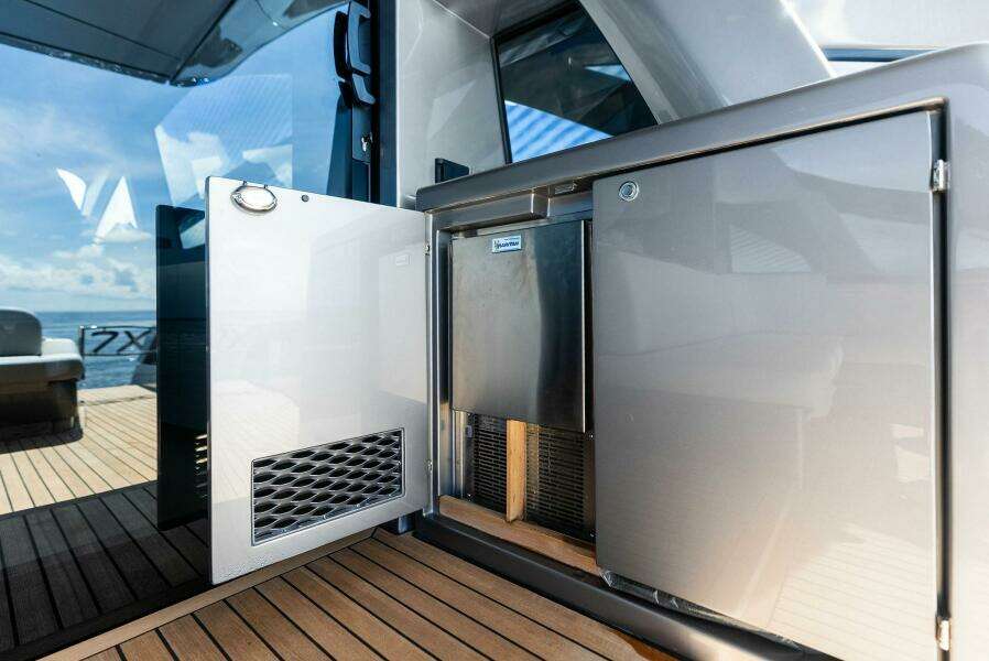 Barnext 69ft Pershing Yacht For Sale