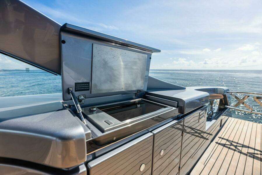 Barnext 69ft Pershing Yacht For Sale