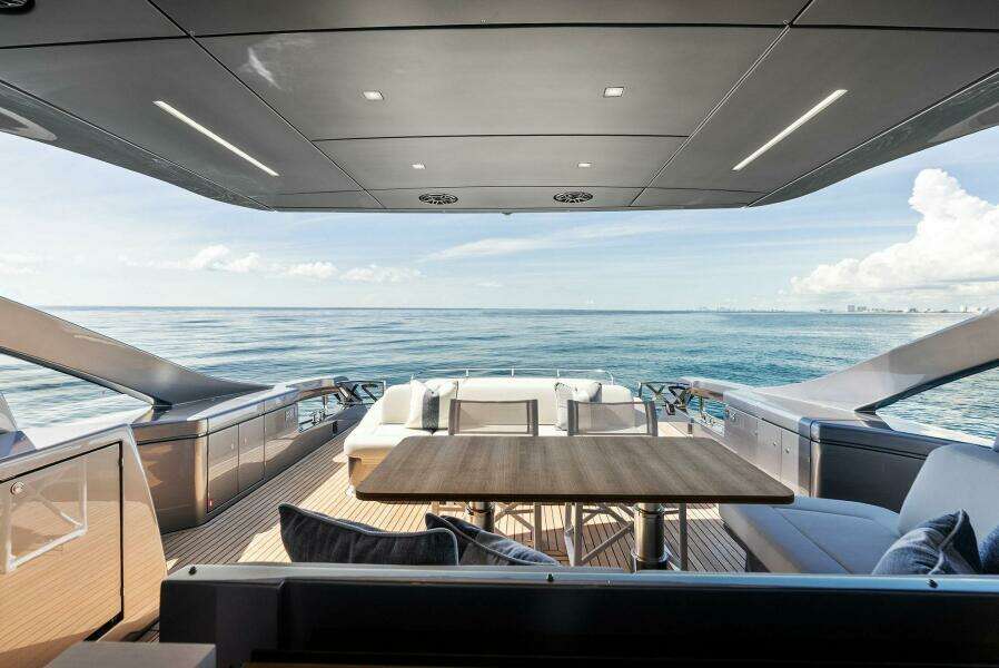 Barnext 69ft Pershing Yacht For Sale