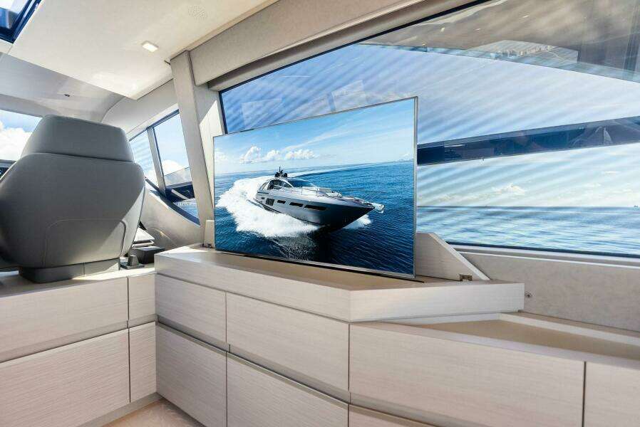 Barnext 69ft Pershing Yacht For Sale