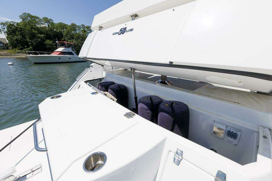 Transom   Storage