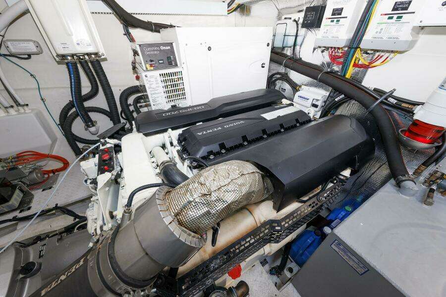 Engine   Port