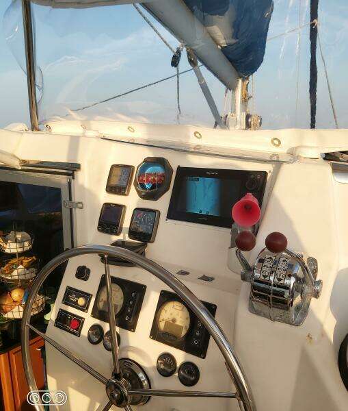 Mari Sol 39ft Leopard Yacht For Sale