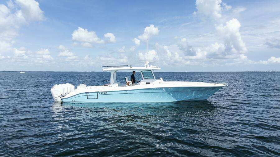 42ft HCB Yacht For Sale