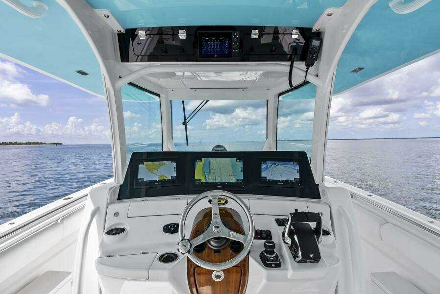 42ft HCB Yacht For Sale
