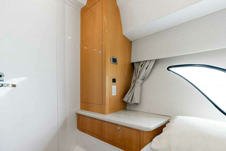 Virgo 43ft Intrepid Yacht For Sale