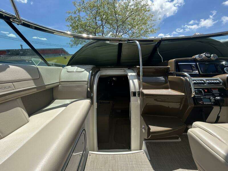 35ft Formula Yacht For Sale