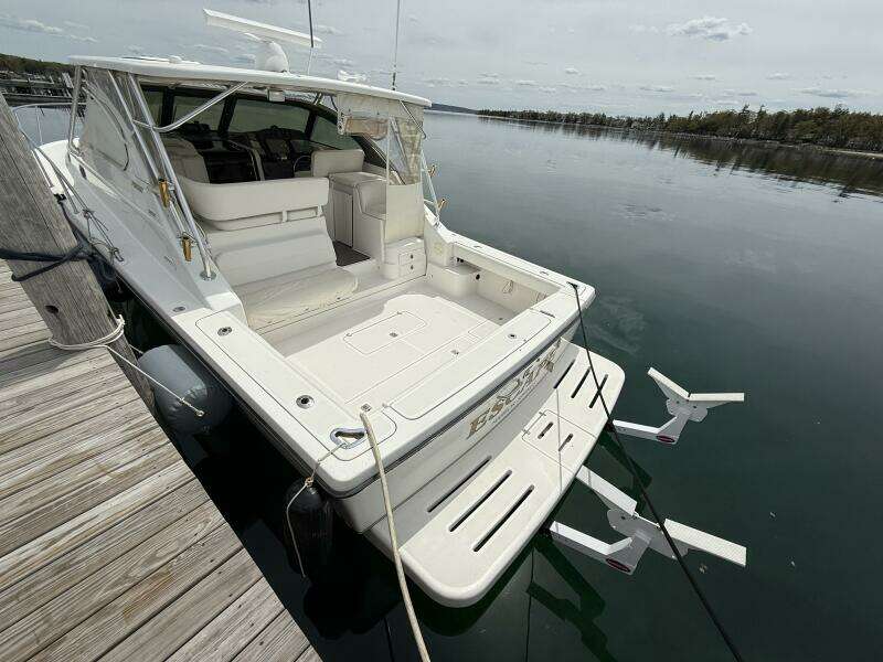 38ft Pursuit Yacht For Sale