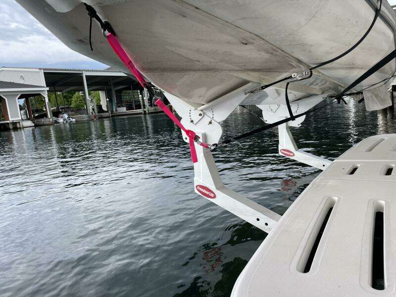 38ft Pursuit Yacht For Sale