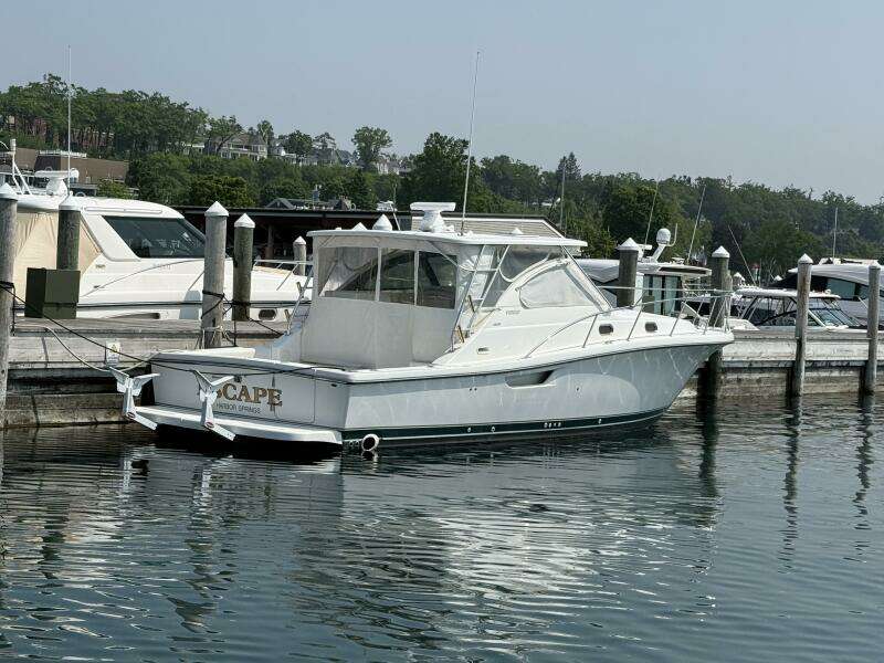 38ft Pursuit Yacht For Sale
