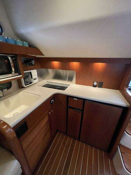 38ft Pursuit Yacht For Sale