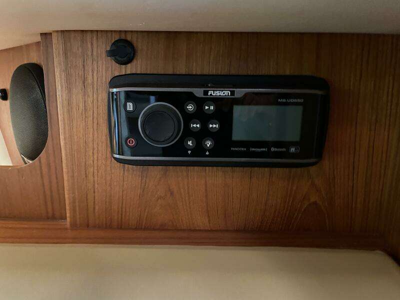 38ft Pursuit Yacht For Sale