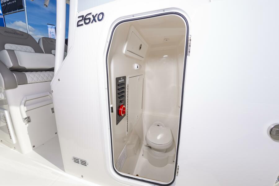 2026 Regulator 26XO — 26xoRegulatorHull277_016