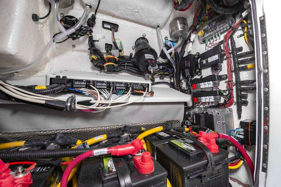 25RegulatorHull377_026