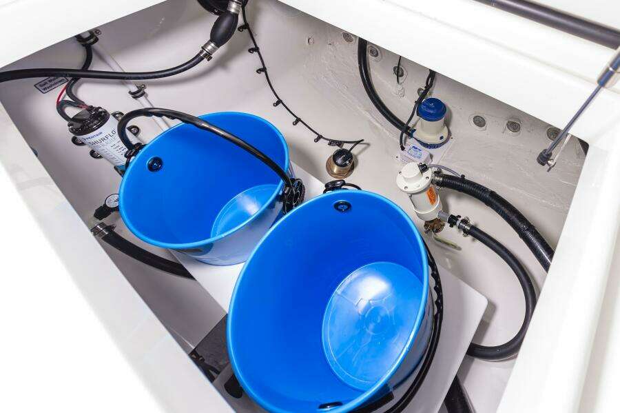 25RegulatorHull377_014