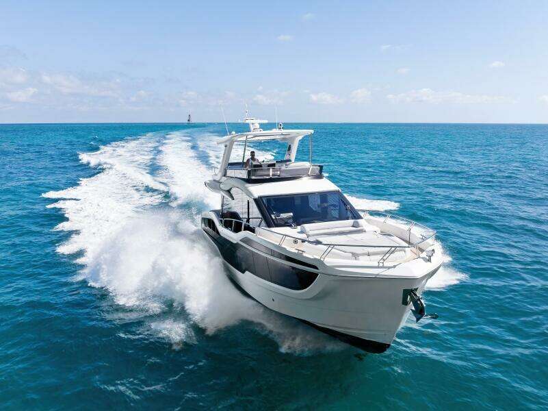 Starboard Bow Running