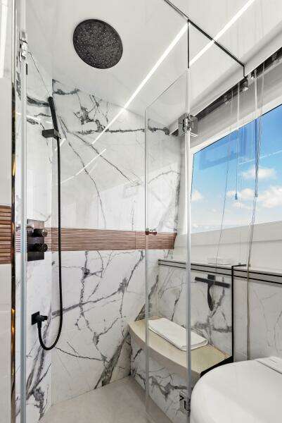 Forward VIP Shower