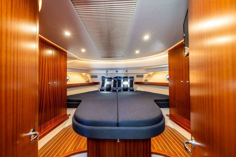 44ft Nimbus Yacht For Sale