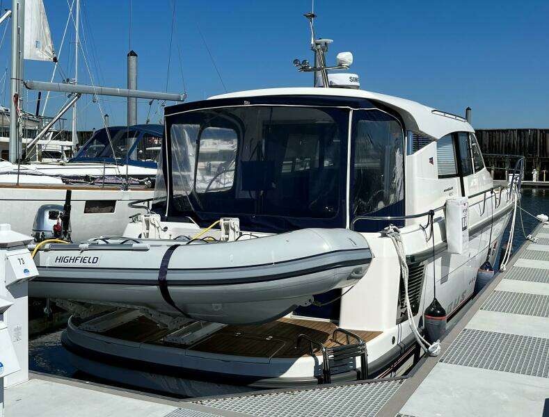 44ft Nimbus Yacht For Sale
