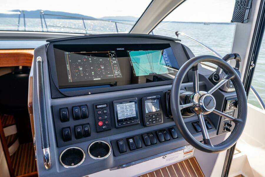 44ft Nimbus Yacht For Sale