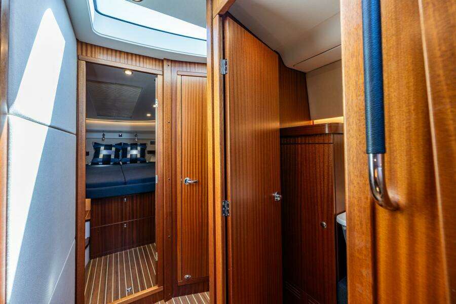 44ft Nimbus Yacht For Sale