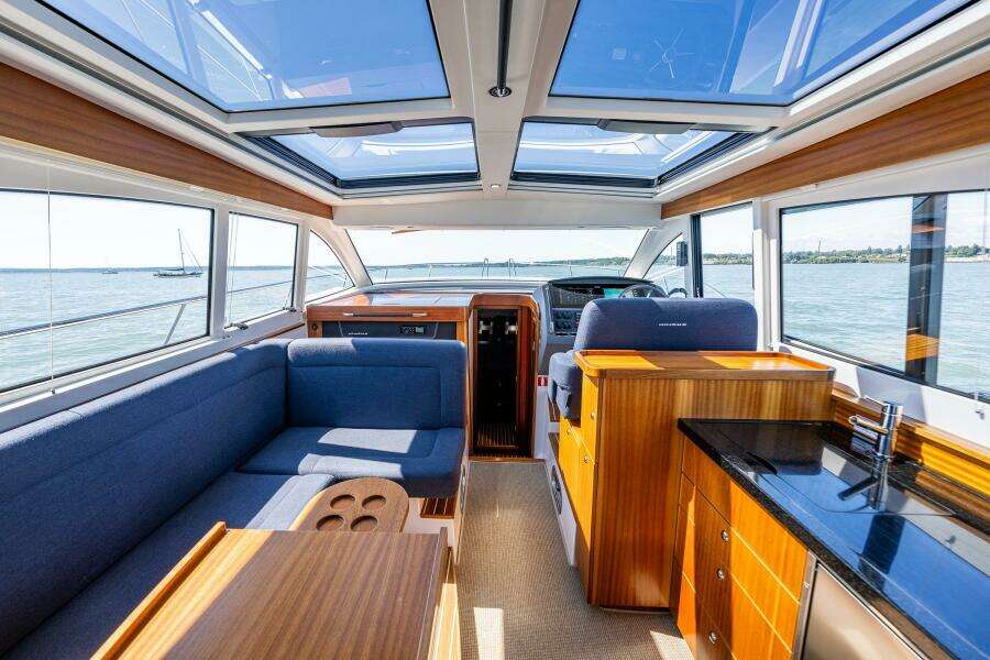 44ft Nimbus Yacht For Sale