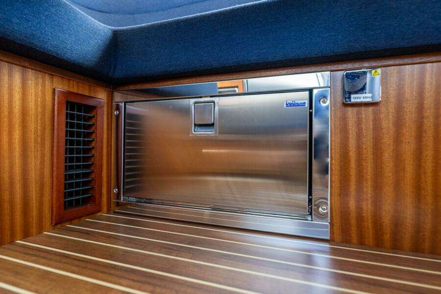 44ft Nimbus Yacht For Sale
