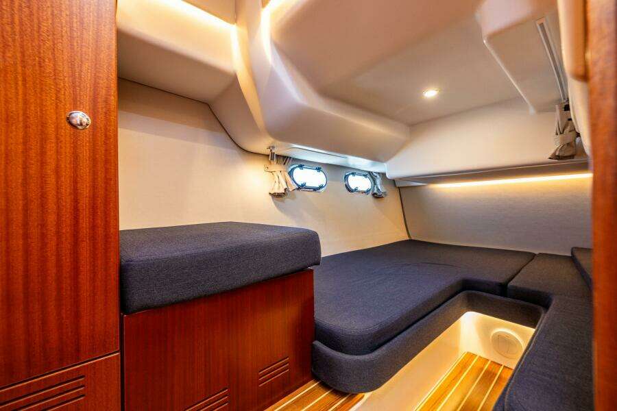 44ft Nimbus Yacht For Sale
