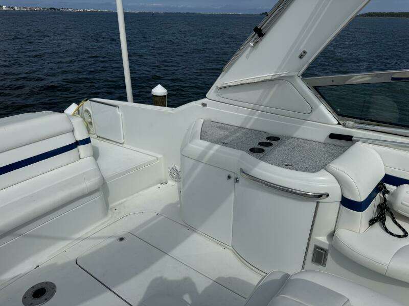 33ft Formula Yacht For Sale