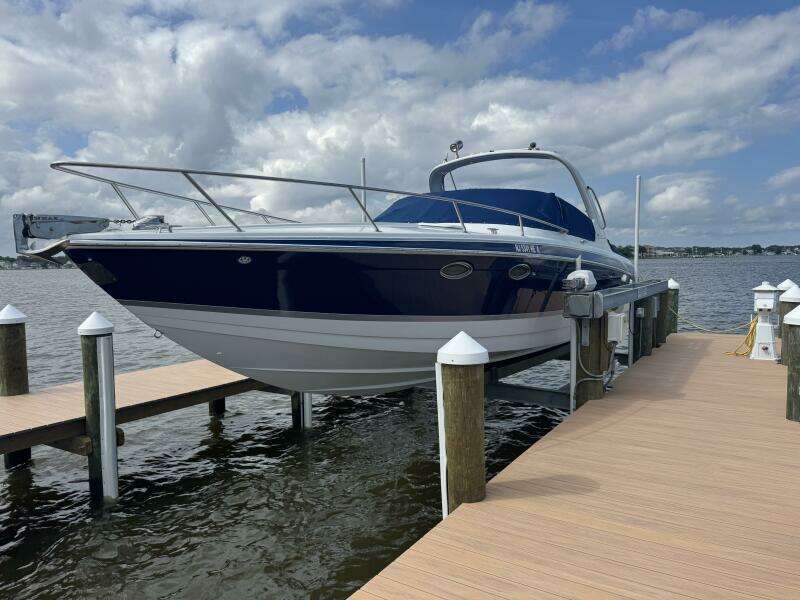 33ft Formula Yacht For Sale