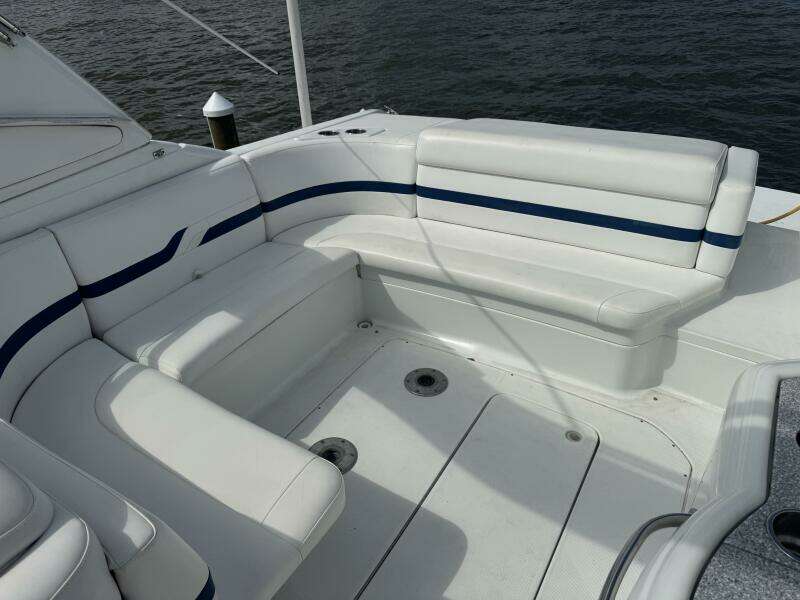 33ft Formula Yacht For Sale