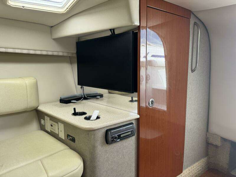 33ft Formula Yacht For Sale
