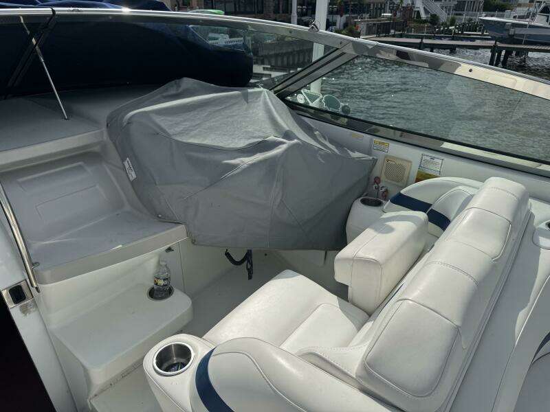 33ft Formula Yacht For Sale