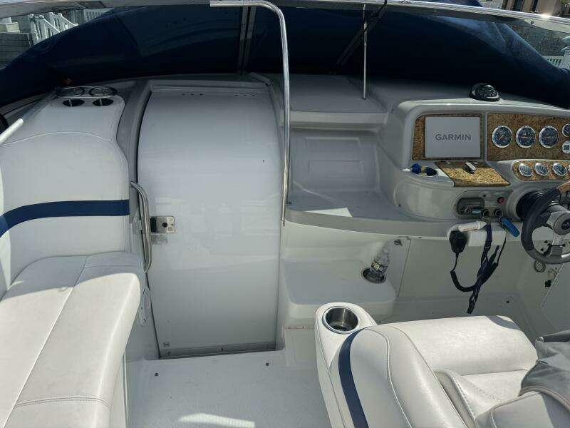 33ft Formula Yacht For Sale