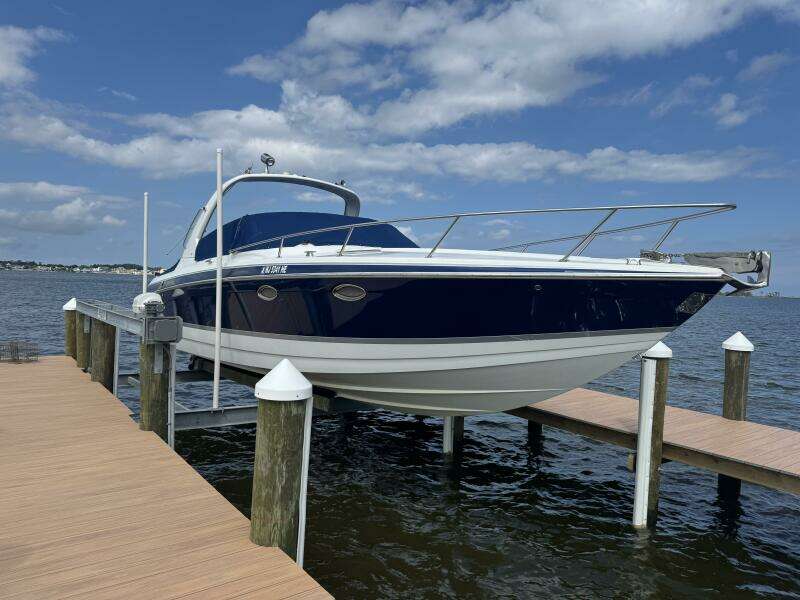 33ft Formula Yacht For Sale