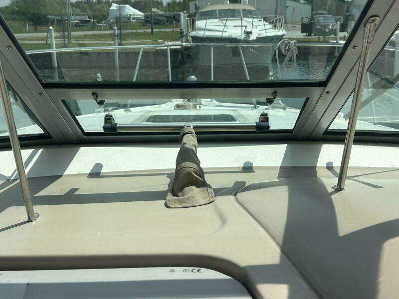 33ft Sea Ray Yacht For Sale