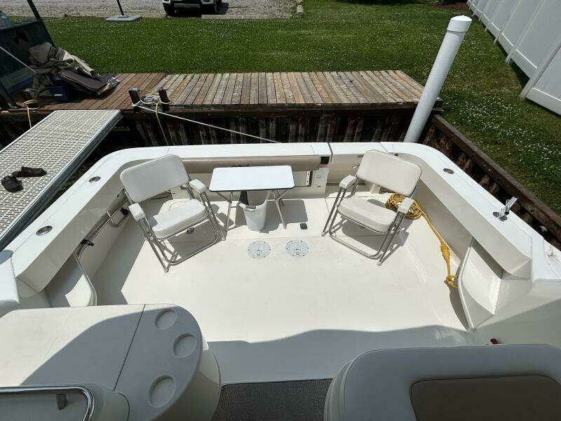 33ft Sea Ray Yacht For Sale