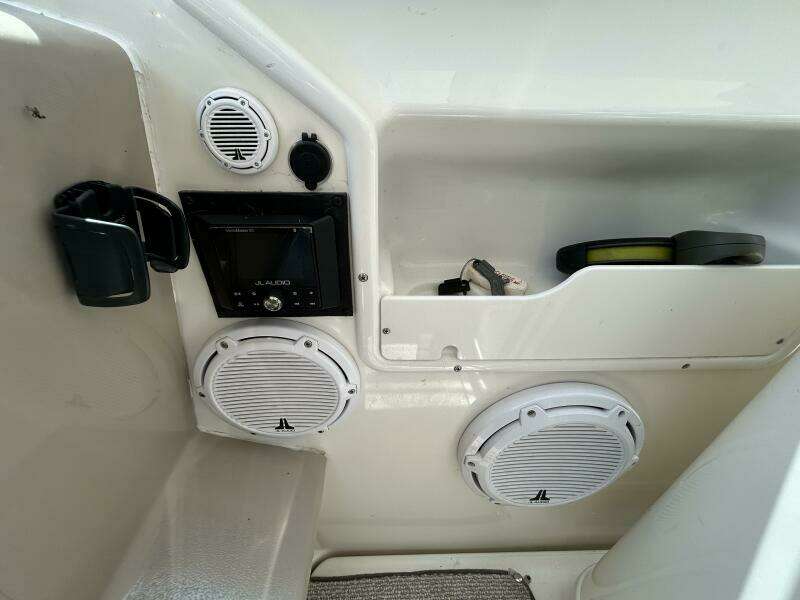 33ft Sea Ray Yacht For Sale
