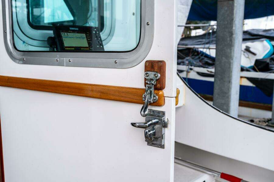 ANNE ELISE 33ft Devlin Yacht For Sale