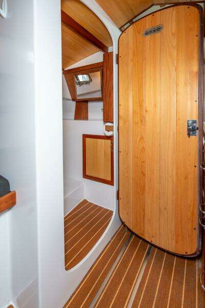 ANNE ELISE 33ft Devlin Yacht For Sale