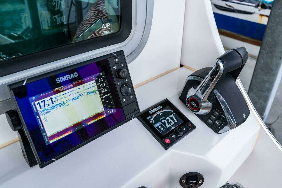 ANNE ELISE 33ft Devlin Yacht For Sale