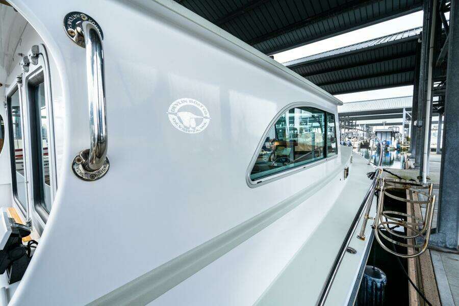 ANNE ELISE 33ft Devlin Yacht For Sale