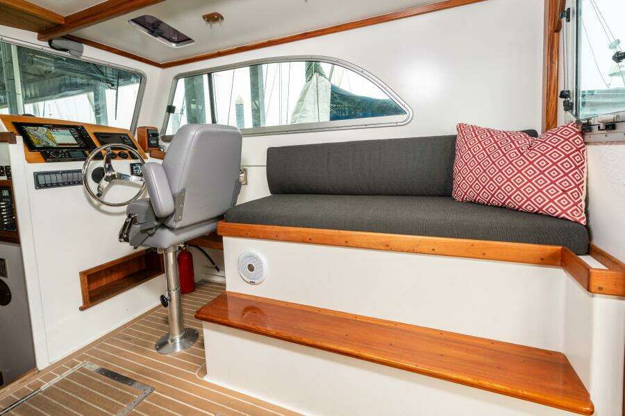 ANNE ELISE 33ft Devlin Yacht For Sale