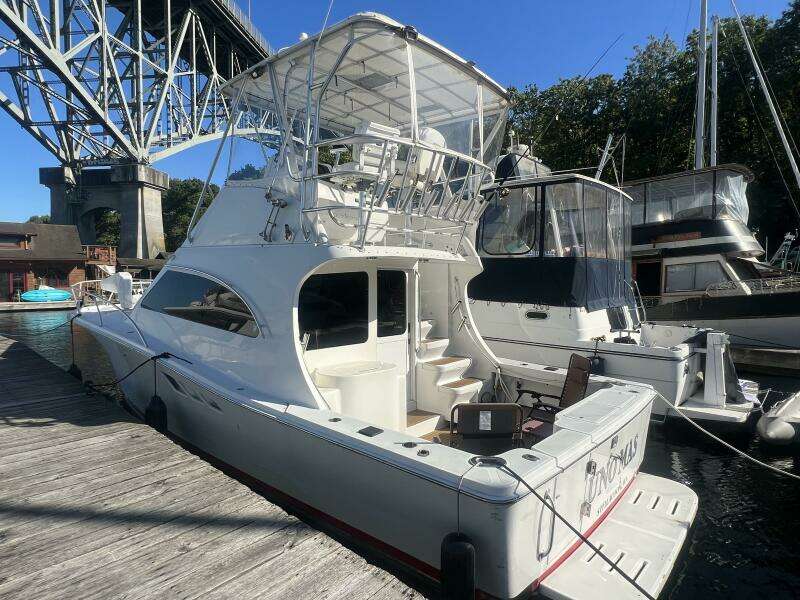 Uno Mas 36ft Luhrs Yacht For Sale
