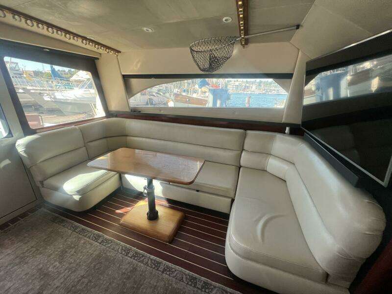 Uno Mas 36ft Luhrs Yacht For Sale