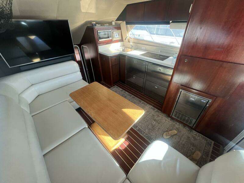 Uno Mas 36ft Luhrs Yacht For Sale