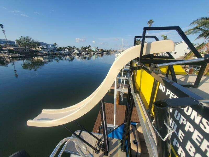 24ft Bahama Yacht For Sale