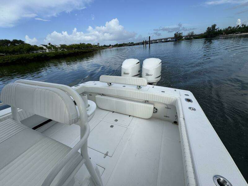 High Time 31ft Jupiter Yacht For Sale