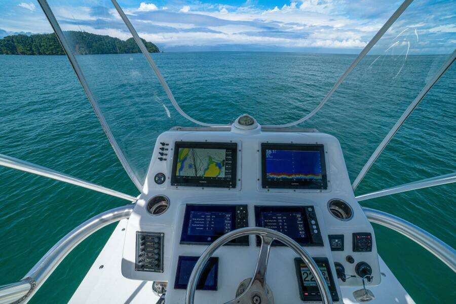 2019 Maverick 36 Walkaround 'Top Fly'