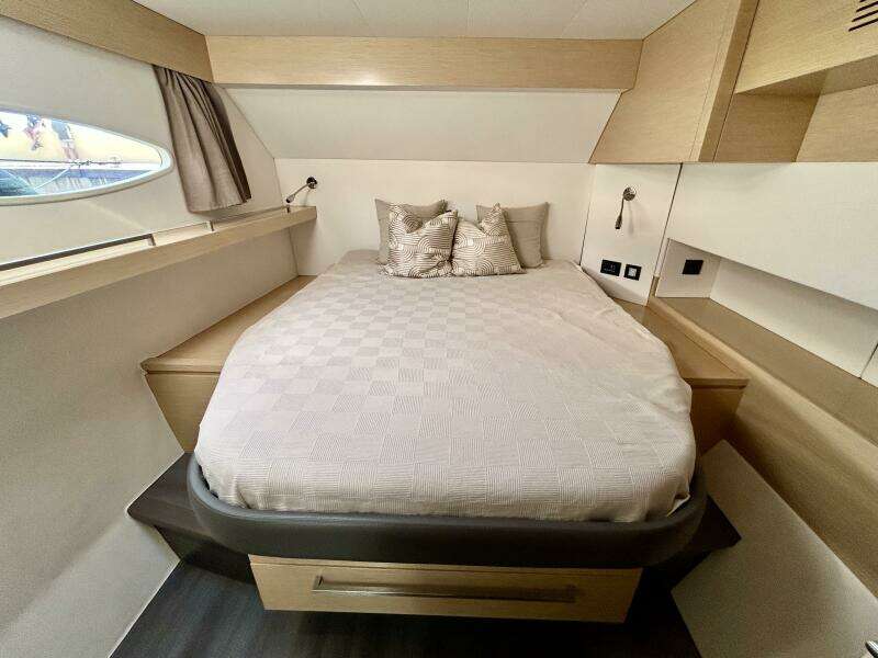 No Agenda 56ft Fountaine Pajot Yacht For Sale
